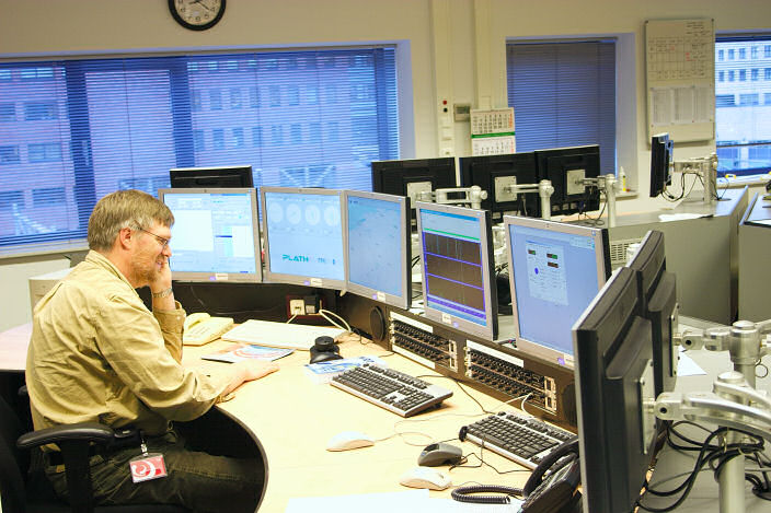 2012-11-16-monitorkamer__agentschap_telecom_amersfoort.jpg